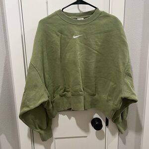 Nike Cropped Crew-neck